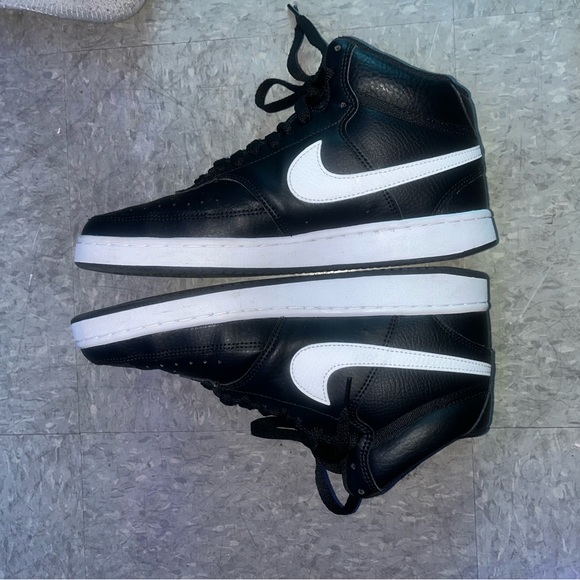 Nike Black and White High-Top Sneakers - Picture 1 of 5